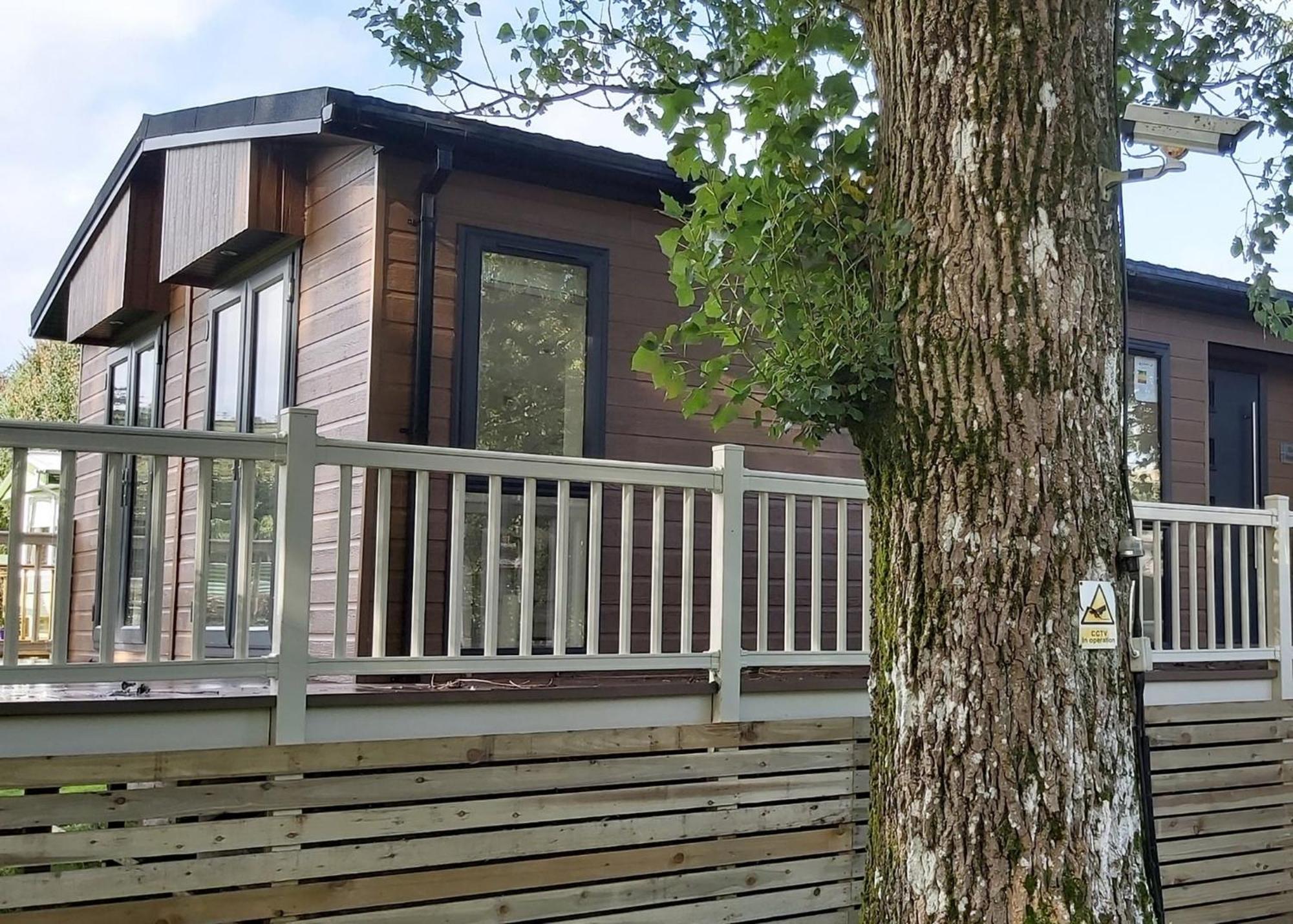 Riverview Lodges And Glamping Welshpool Kültér fotó