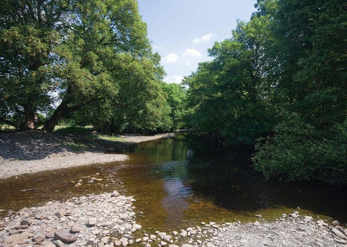 Riverview Lodges And Glamping Welshpool Kültér fotó